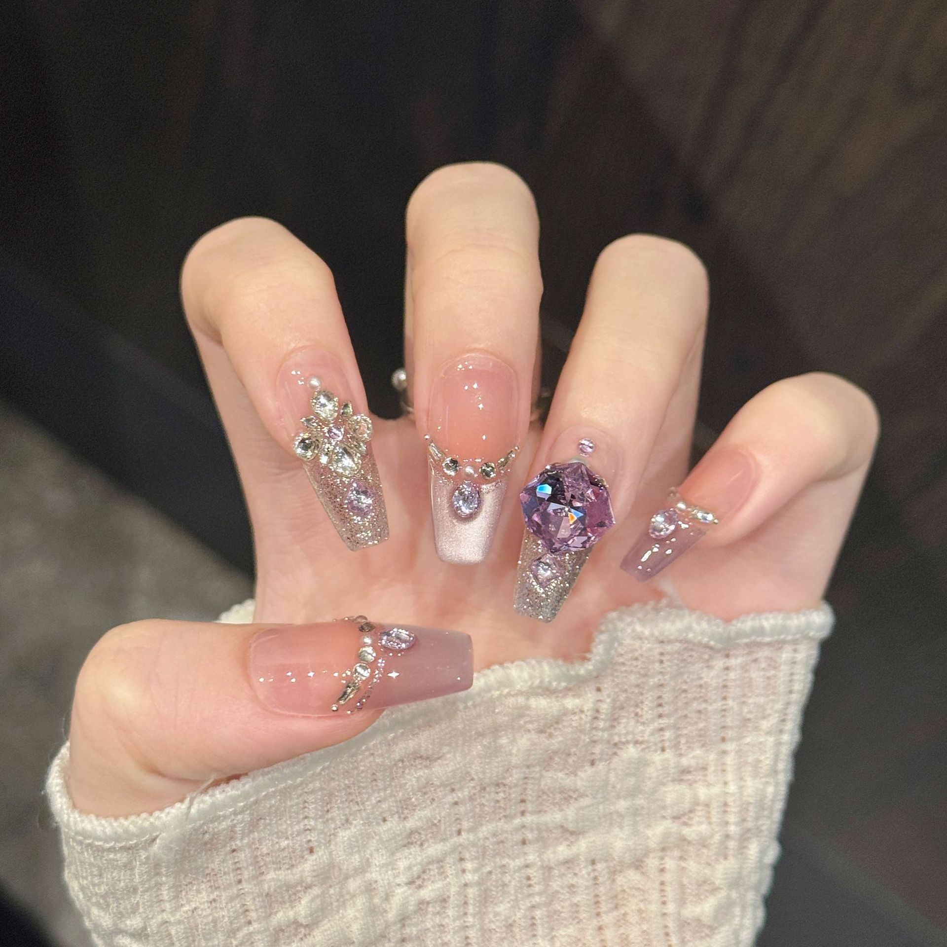 เล็บปลอมแบบกดติด 10 ชิ้น ลายโล - Nail Art Oval บทวิจารณ์และราคา