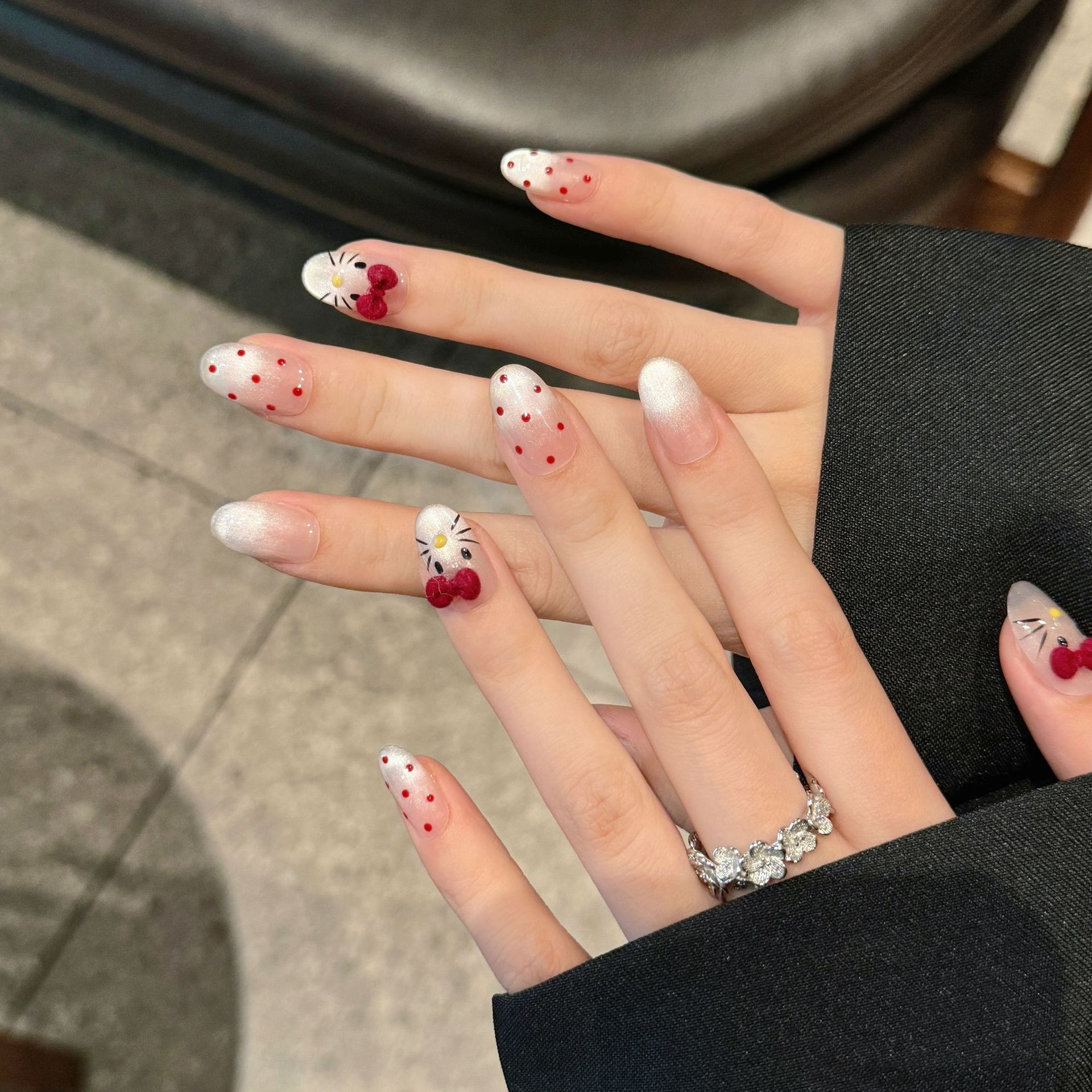 10 ชิ้น ชุดทำเล็บปลอมรูปวงรีแบ - Nail Art Oval บทวิจารณ์และราคา