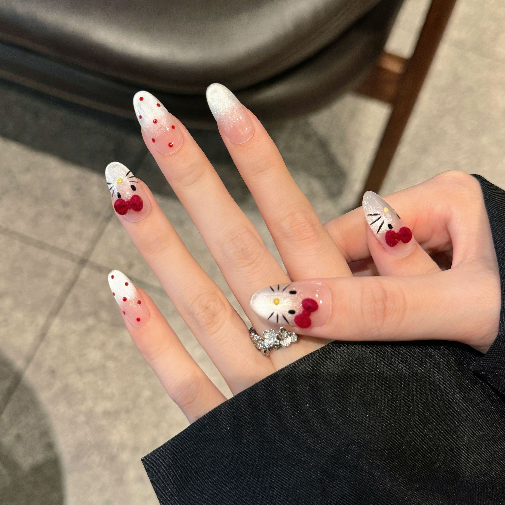 10 ชิ้น ชุดทำเล็บปลอมรูปวงรีแบ - Nail Art Oval บทวิจารณ์และราคา