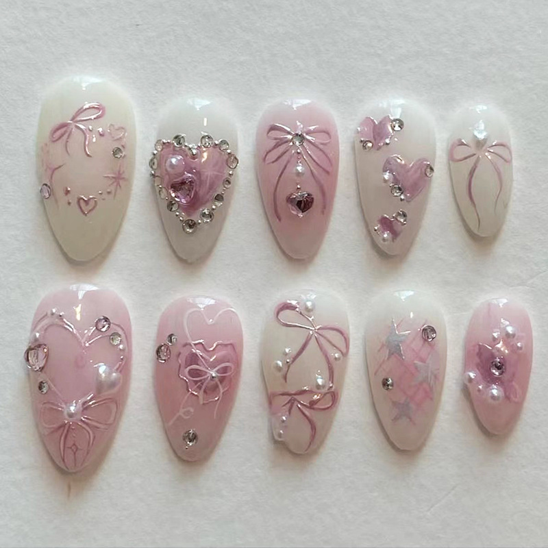 ชุดเล็บปลอมสีเขียวแบบฝรั่งเศส  - Nail Art Oval บทวิจารณ์และราคา