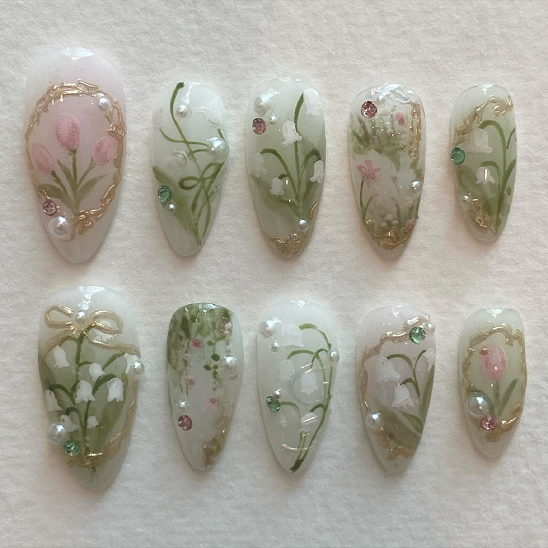 ชุดเล็บปลอมสีเขียวแบบฝรั่งเศส  - Nail Art Oval บทวิจารณ์และราคา